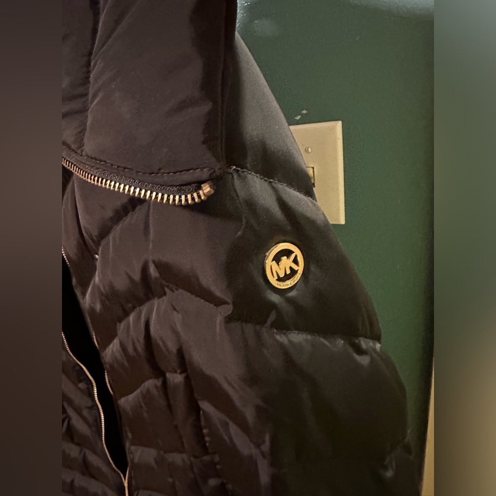 MK puffer coat